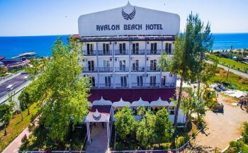 Avalon Beach Hotel